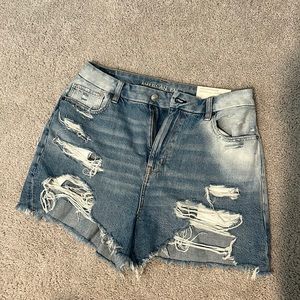 American Eagle Curvy Mom Shorts